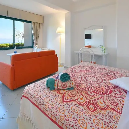 ホテル Paradiso Terme & Con 5 Piscine Termali 4*