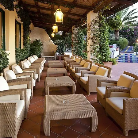 Paradiso Terme & Con 5 Piscine Termali ホテル 4*